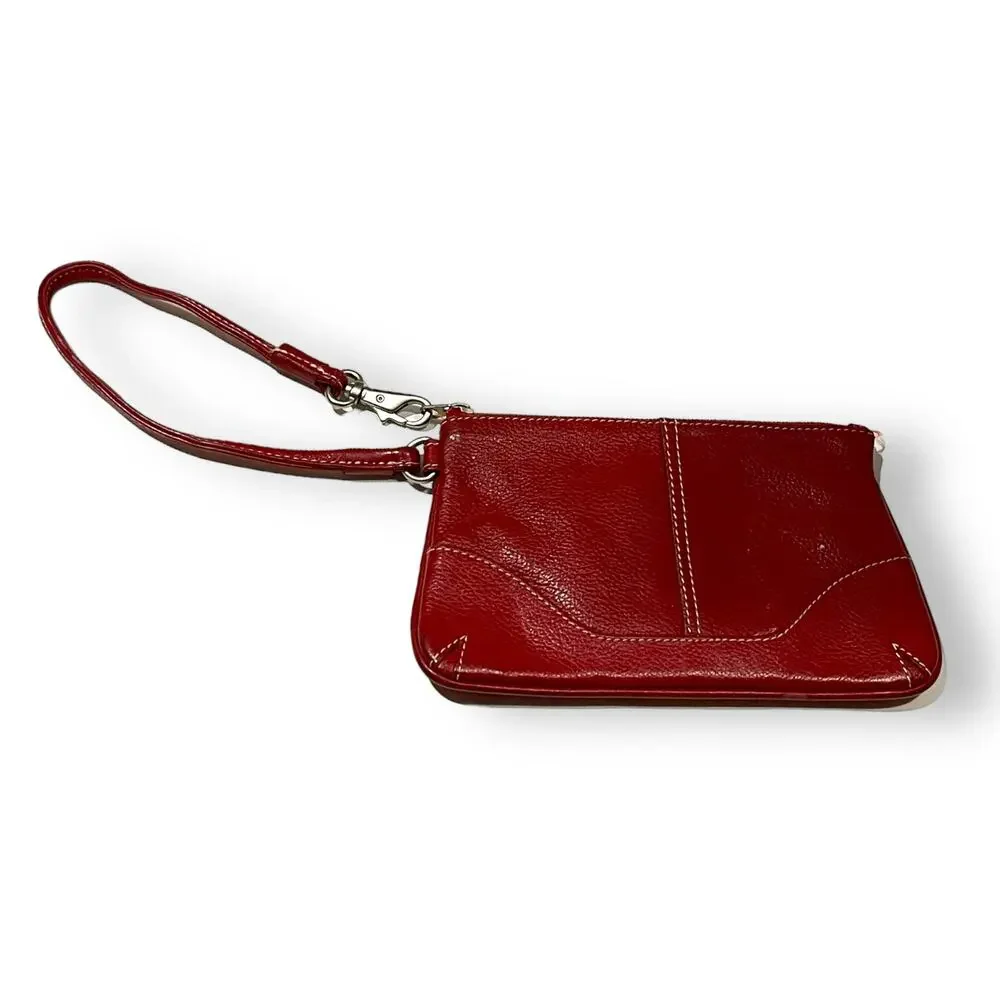 Ili New York Genuine Leather Wristlet Red